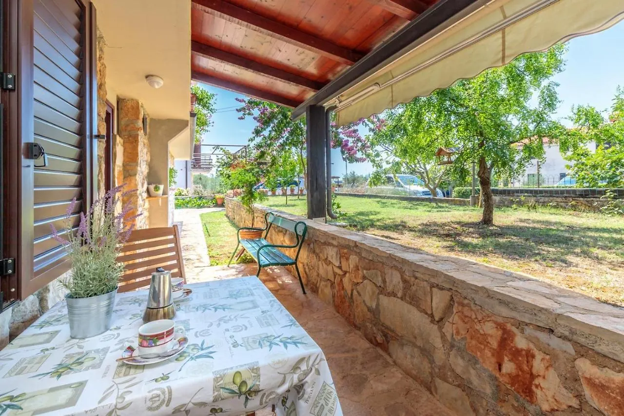 Studio Apartment Paljar Πόρετς
